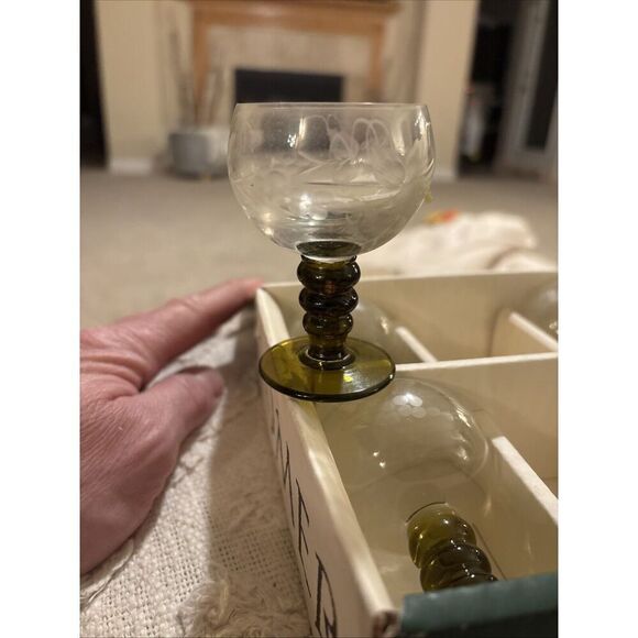 NIB Vintage Romer Austria Piccolo Etched Crystal Green Stem Cordial Glasses - Picture 1 of 4